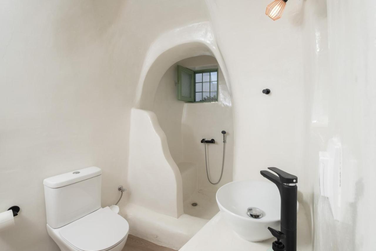 White Orchid Cave House & Studio Пиргос Экстерьер фото